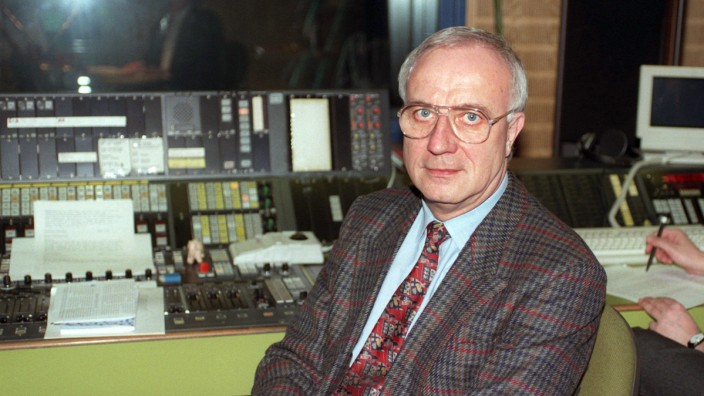 Zum Tod des Journalisten: Fritz Pleitgen als Hörfunkchef des Westdeutschen Rundfunks.