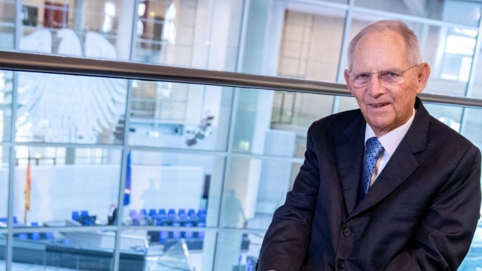 Prantls Blick: Ein halbes Jahrhundert ist Wolfgang Schäuble prägendes Mitglied des deutschen Bundestags. Der nun 80-Jährige hat sein Leben dem Staat verpflichtet.