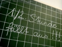 Deutsches Schulbarometer: Für zwei Drittel aller Schulleitungen ist Lehrermangel größte Herausforderung