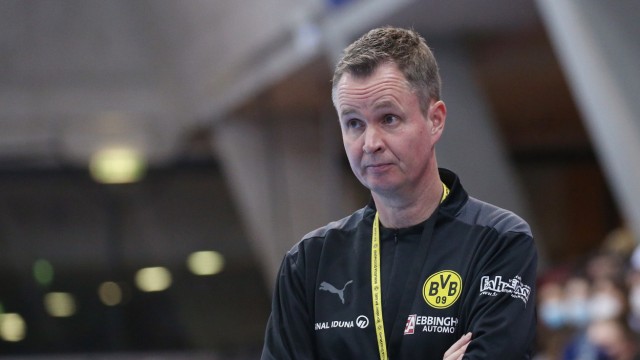 Übergriffe im Handball: Soll über Jahre Spielerinnen gedemütigt, gestalkt und sexuell bedrängt haben: Handball-Trainer André Fuhr, hier noch in Diensten des BVB.