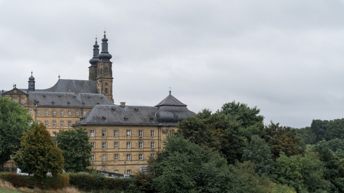 Banz: In Kloster Banz, das herrschaftlich über dem Maintal thront, kommt die CSU-Landtagsfraktion im Herbst regelmäßig zur Klausur zusammen.