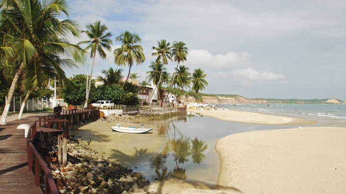 Urlaub in Südamerika: Der Strand von Pipa ist heute unter Surfern und Badeurlaubern in ganz Brasilien bekannt.