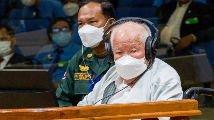 Völkermord: "Ich werde eher symbolisch verurteilt als nach meinen tatsächlichen Taten", behauptete Khieu Samphan bei der Verkündung des Urteils vor einem Jahr.