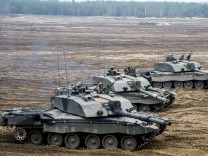 Krieg in der Ukraine: Großbritannien will “Challenger 2”-Kampfpanzer an Kiew abgeben