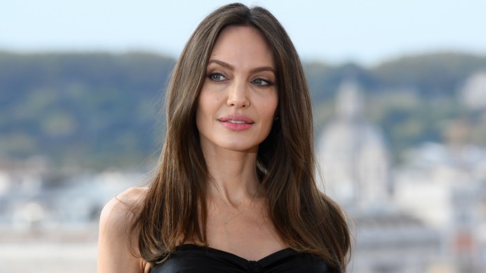 Angelina Jolie: Wenn irgendjemand weiß, wie man mit Öffentlichkeit umgehen muss, dann Angelina Jolie.