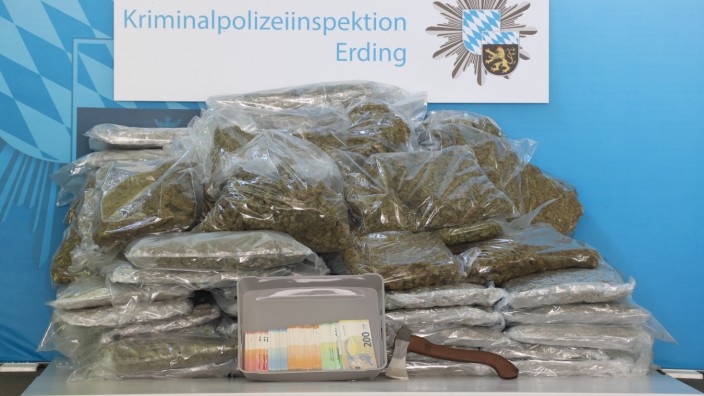Police operation: Kripo Erding was able to secure 87 kilograms of marijuana.