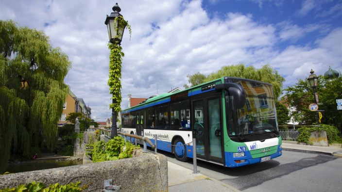 Öffentlicher Nahverkehr: Das Neun-Euro-Ticket hat dazu beigetragen, dass in den Sommermonaten viele vor allem an Wochenenden den Bus genommen haben.