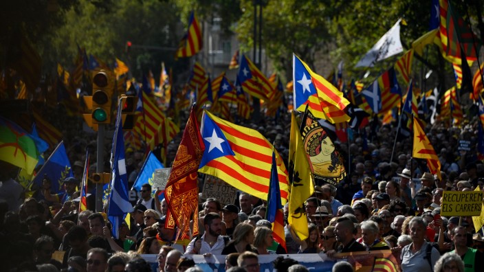 Spanien: Demonstration in Barcelona für die Unabhängigkeit Kataloniens