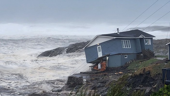Hurrikan-Saison: In dem Ort Port aux Basques an der kanadischen Ostküste wütete Wirbelsturm "Fiona" besonders heftig. Mehrere Häuser wurden von hohen Wellen weggerissen.