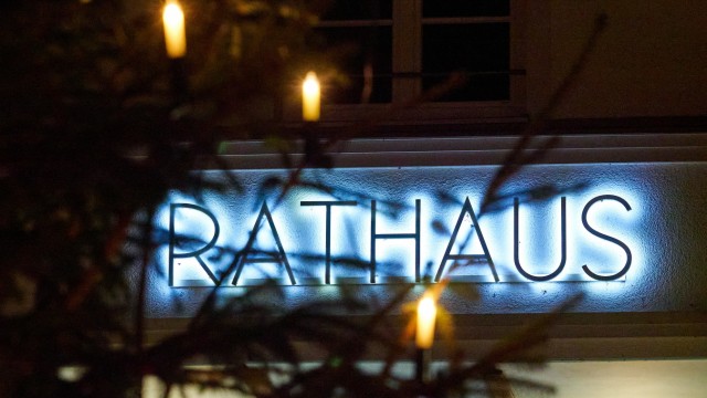 Energiekrise und Weihnachten: Die Rathäuser im Landkreis haben bereits überwiegend auf stromsparende LED-Lampen umgestellt.