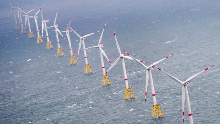 Strom: Offshore-Windpark vor der Insel Sylt: In Schleswig-Holstein wird Strom produziert, der auch im Süden gebraucht wird.