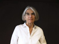Donna Leon zum 80. Geburtstag: Die Virtuosin der Neugier