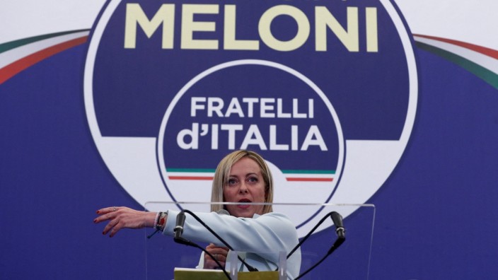 Wahl in Italien 2022: Giorgia Meloni nach dem Wahlsieg ihrer Partei "Brüder Italiens"