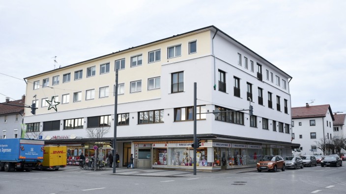 Bauvorhaben in Penzberg: Zwei Geschosse mehr - das hat Signalwirkung für die übrige Bebauung an Bahnhof- und Karlstraße. Das Hotel K 33 darf aufgestockt werden.