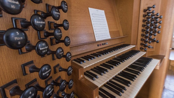 56. Internationale Orgelwoche Erding: Die 1991 gebaute Erdinger Orgel ist eine der größten weit und breit. Nur in München gibt es noch zwei, drei vergleichbare Instrumente.