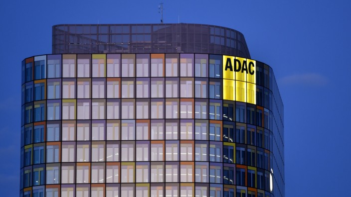 Automobilclub: Mitte September gab der ADAC e.V. die Trennung vom langjährigen, geschäftsführenden Vorstand Lars Soutschka bekannt.