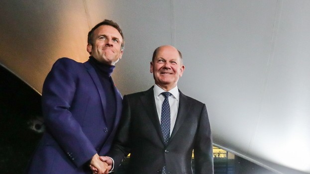 Energiekrise: Die Stimmung ist gut zwischen Emmanuel Macron und Olaf Scholz. Aber eine gemeinsame EU-Initiative gegen die Krise? Fehlanzeige.