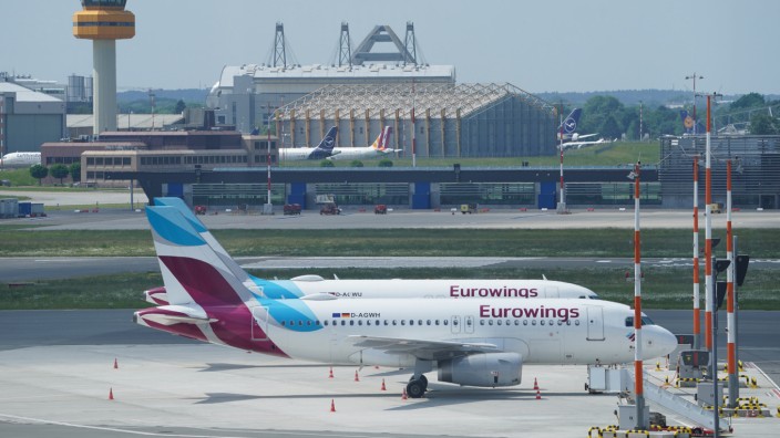 Streik: Eurowings-Maschinen am Boden: Am Donnerstag werden wohl einige Flugzeuge der Airline nicht abheben.