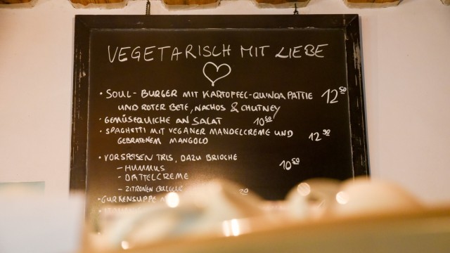 Gastronomie: Burger? Der geht auch vegetarisch, wie alle Speisen im "Tiny Soul" auf Fleisch verzichten.
