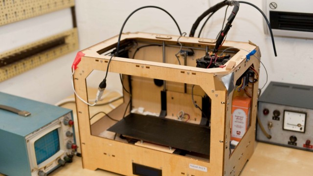 Offene Werkstatt: Der selbstgebaute 3-D-Drucker ...