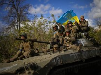 Liveblog zum Krieg in der Ukraine: Ukraine erobert 400 Quadratkilometer zurück – Russland nimmt Siedlung in Ostukraine ein
