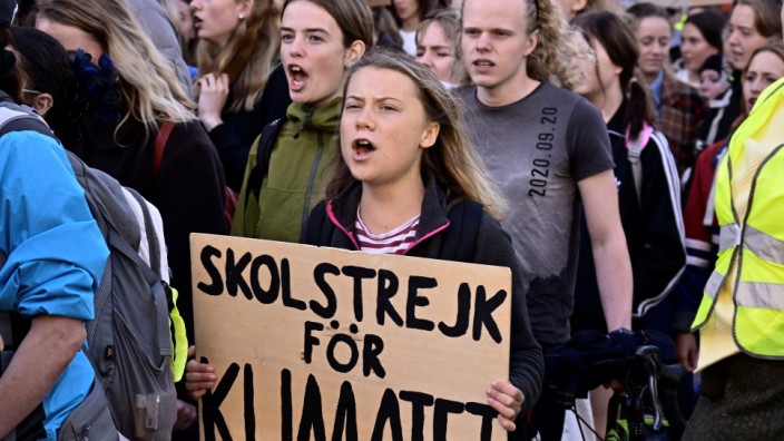 Greta Thunberg bei einem Klimastreik von Fridays for Future in Stockholm