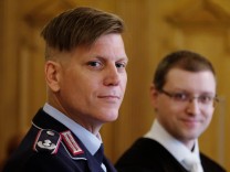Bundeswehr und Moral: Gilt das Recht auf sexuelle Selbstbestimmung nur im Schlafzimmer?