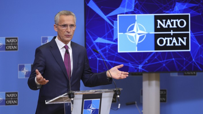 Krieg in der Ukraine: Jens Stoltenberg, 63, seit acht Jahren Generalsekretär der Nato, am Donnerstag in Brüssel.
