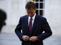 Großbritannien: Neuer Finanzminister kündigt “schwierige Entscheidungen” an