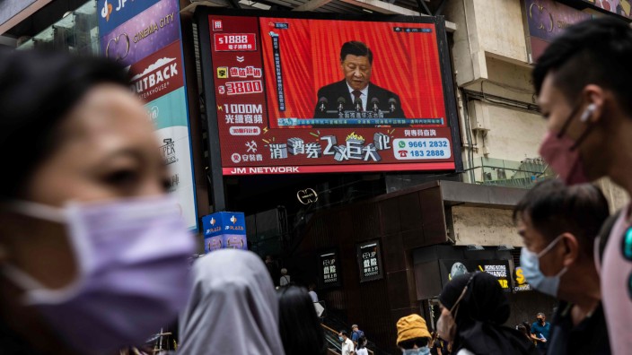 Parteitag in Peking: Bei Xi Jinpings Rede geht es weniger um aktuelle Maßnahmen - es geht um die großen Linien für den Kurs der Partei und des Landes in den kommenden Jahrzehnten.