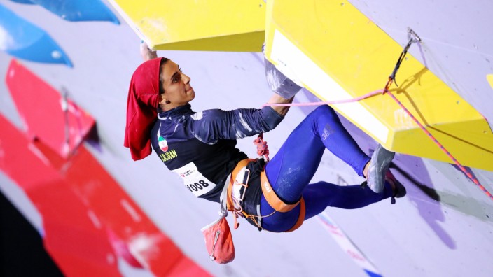 Proteste in Iran: Die iranische Kletterin Elnas Rekabi bei einem Wettkampf 2019 - damals noch mit Kopftuch.
