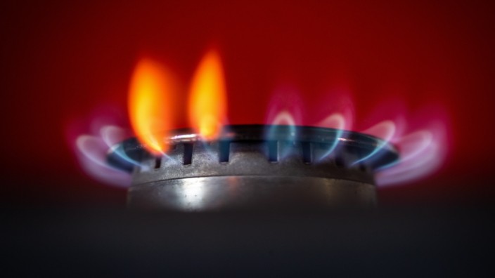 Energiepreise: Die Flamme eines Gasherdes.