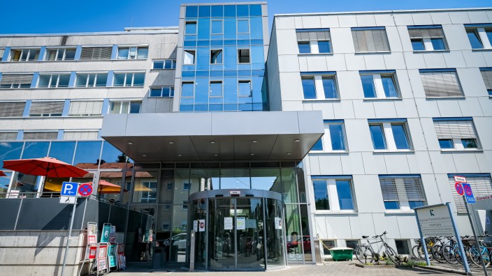 Fürstenfeldbruck: Im Klinikum Fürstenfeldbruck werden sechs Covid-Patienten stationär behandelt, auf Beatmungen kann zurzeit verzichtet werden.