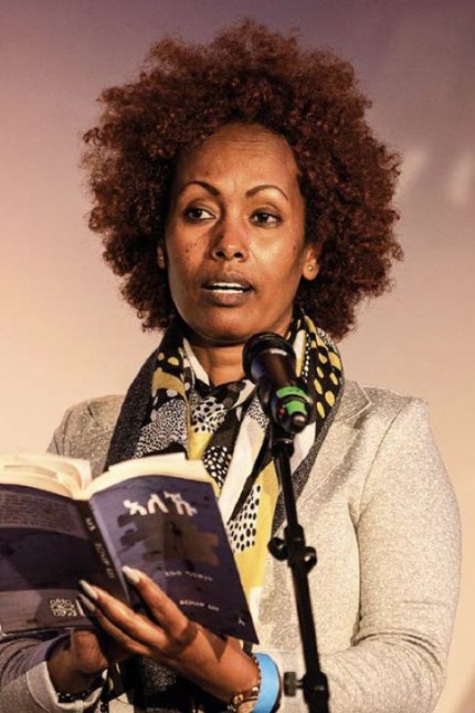Festival: Die in Eritrea verfolgte Schriftstellerin und Journalistin Yirgalem Fisseha Mebrahtu lebt derzeit, vom PEN unterstützt, in München.