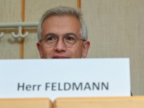 Frankfurter Oberbürgermeister: Feldmann gibt zur Verteidigung Einblicke in seine Ehe