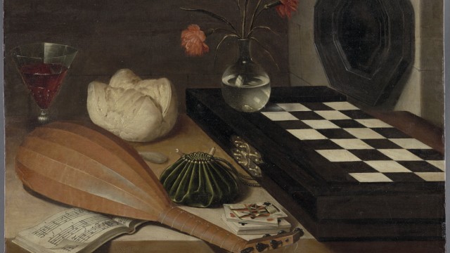 Kultureller Höhepunkt im Landkreis: Der Maler Lubin Baugin verweist sogar im Titel seines alle fünf Sinne ansprechenden Gemäldes von 1630 auf das Spiel: "Stillleben mit Schachbrett".