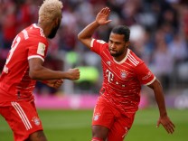 12. Spieltag der Bundesliga: Bayern schnappt sich vorerst die Tabellenführung