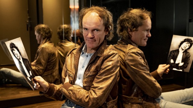 Kino: "Wir werden belogen, ausgetrickst, von Spannung gepackt": Die Jury in Hof feierte Heike Finks Film "Olaf Jagger" um den Comedian Olaf Schubert.