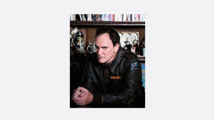 "Cinema Speculation" von Quentin Tarantino: "Manche Eltern wollten wegen der heftigen Filme, die ich schaute, nicht einmal mehr, dass ich in der Schule mit ihren Kindern spielte", berichtet Quentin Tarantino in "Cinema Speculation".