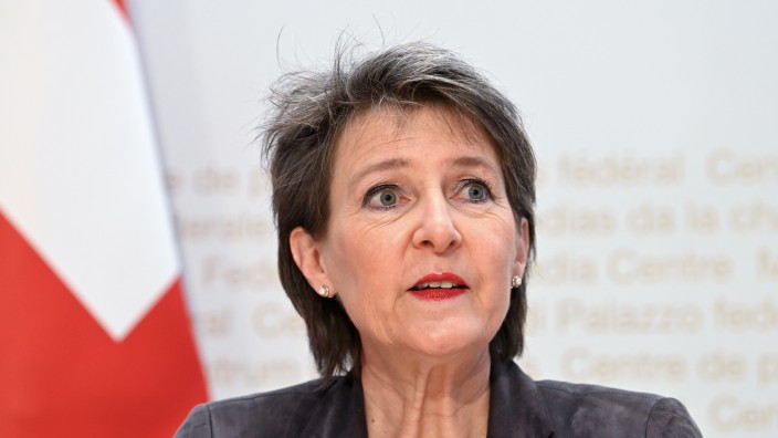 Schweiz: Die Sozialdemokratin Simonetta Sommaruga gehört der Regierung seit 12 Jahren an, zuerst als Justizministerin, seit 2019 als Umwelt- und Verkehrsministerin.