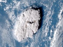 Vulkanausbruch auf Tonga: Die Wolke reichte 57 Kilometer hoch