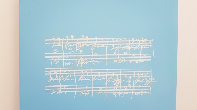 Ausstellung in Bad Tölz: Marianne Hilger zeigt die Originalnotenschrift der "Ode an die Freude" aus Beethovens 9. Sinfonie.
