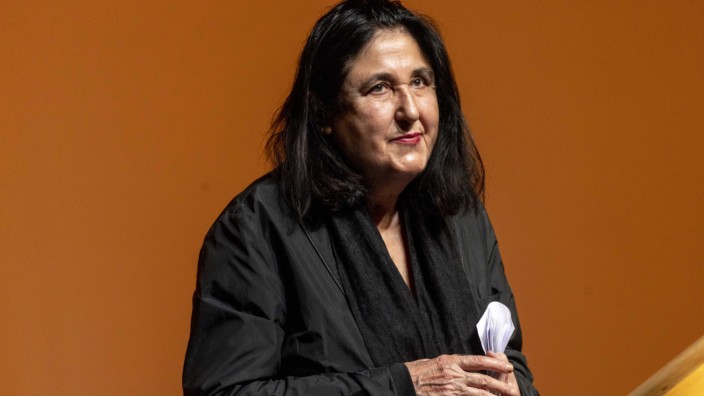 Literatur: Emine Sevgi Özdamar bei der Verleihung in Darmstadt.