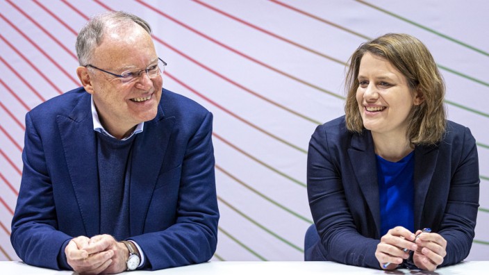 Regierung in Niedersachsen: Stephan Weil (SPD) und Julia Willie Hamburg (Bündnis 90/Die Grünen) waren sich bei den Koalitionsverhandlungen schnell einig.