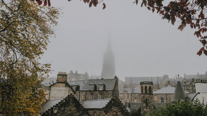 Neue Erzählungen von John Burnside: Ein friedliches Empfinden der Endlichkeit durchweht Burnside Prosa: Blick auf die schottische Stadt Inverness.