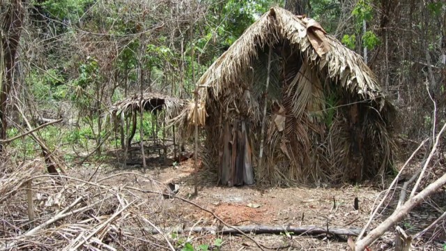 Brasilien: Die Hütte, in der der Tanaru im Jahr 2011 hauste.