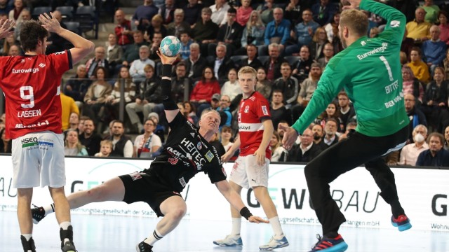 Handball-Bundesliga: "Wir haben eine Welle erwischt": Kreisläufer Sebastian Firnhaber trifft gegen Ex-Weltmeister Jogi Bitter.