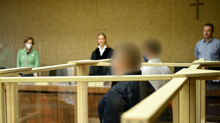 Verurteilte Polizisten: Zwei Beamte wurden in München zu Bewährungsstrafen verurteilt, weil sie Unschuldige verfolgt und vor Gericht falsch ausgesagt hatten.