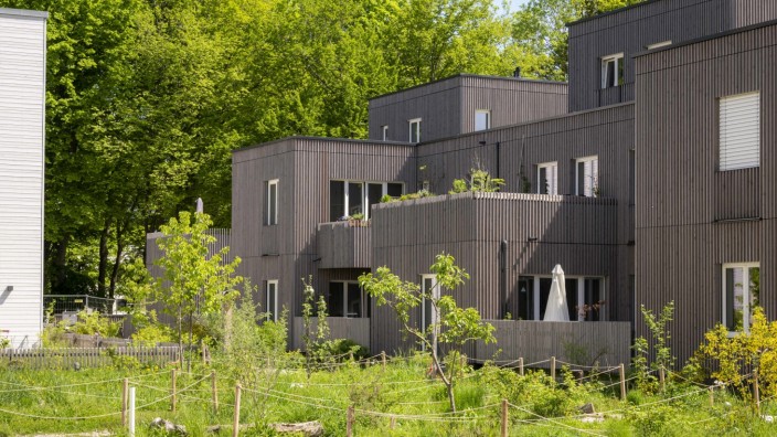 Landschaftsarchitektur-Preis: Für die ökologisch vorbildliche Gestaltung zweier Baufelder im Prinz-Eugen-Park im Stadtteil Oberföhring ist das Münchner Büro Liebald+Aufermann mit dem Bayerischen Landschaftsarchitektur-Preis ausgezeichnet worden.
