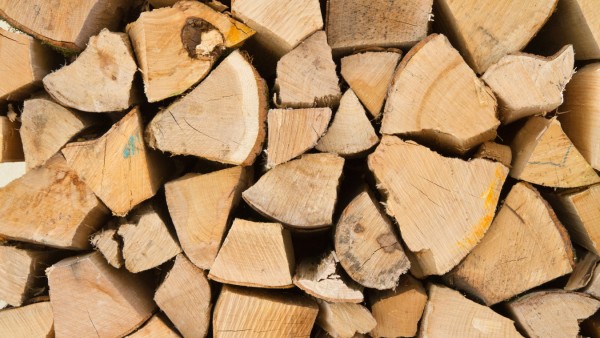 holzstapel,feuerholz,holzstoß *** wood pile,firewood,woodpile n2i-gc6